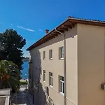 Viktoria's פורץ